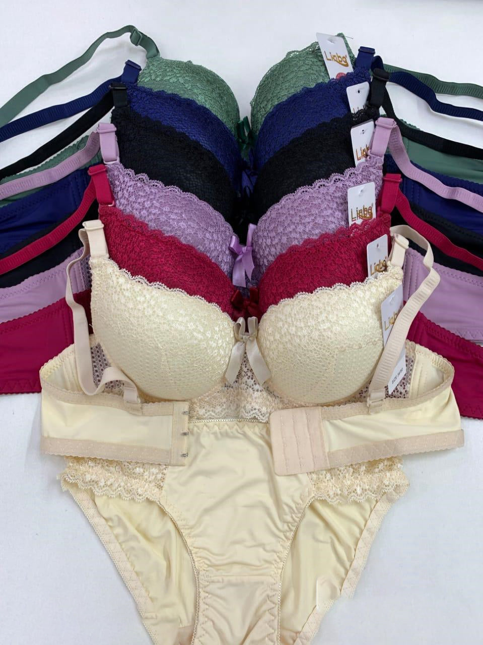 Lillys smooth Padded Bra Sets